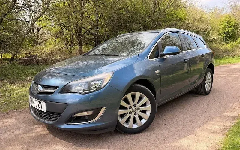 Gebraucht Vauxhall Astra Elite 165 PS (121 kW) 2015 Kombi