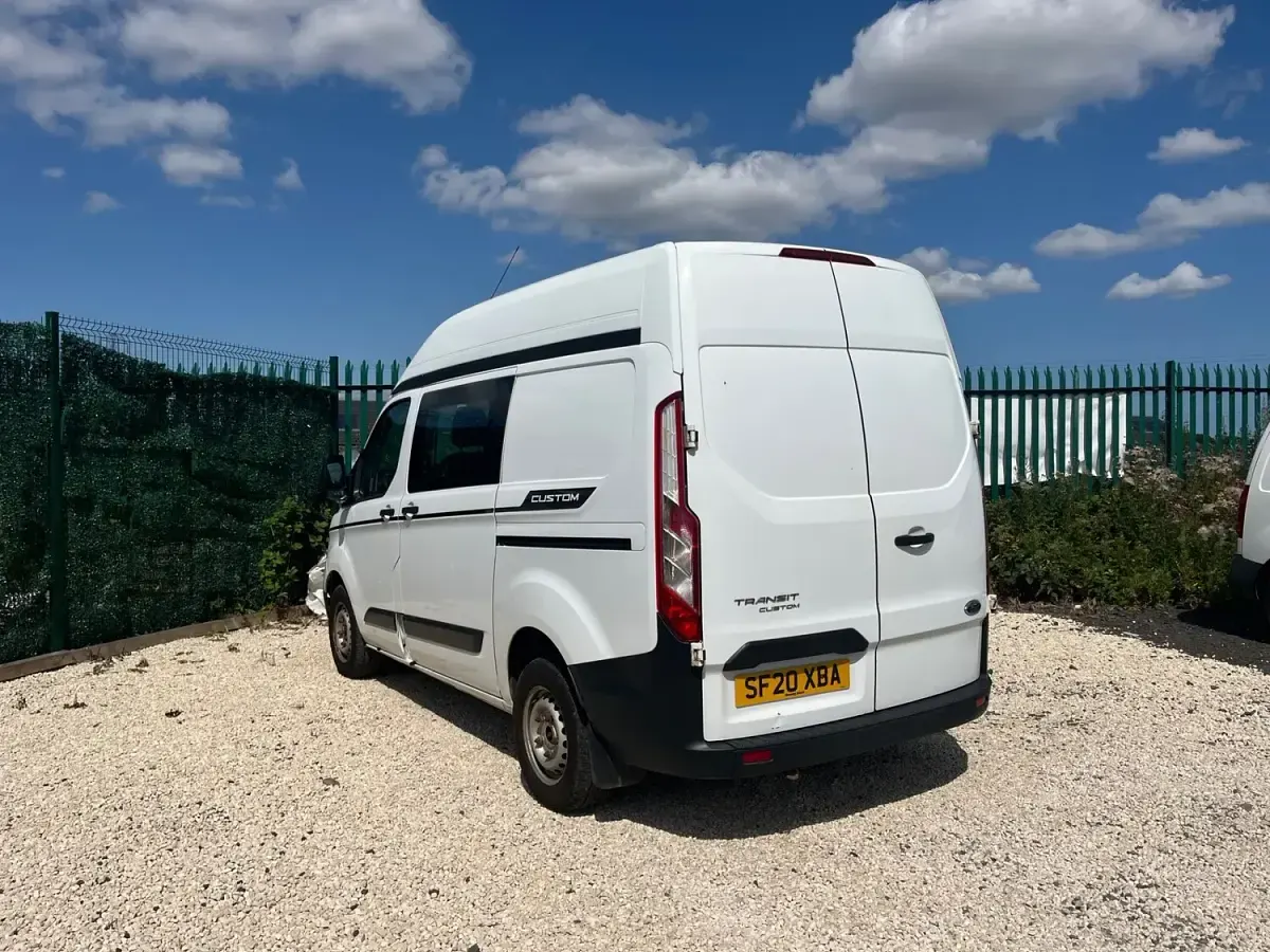 Used Ford Transit Custom 105 HP (77 kW) 2020 White Van