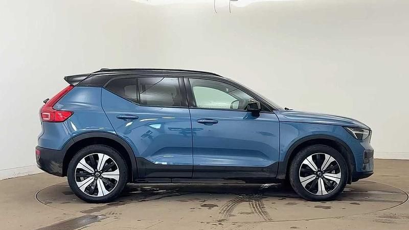 Used Volvo XC40 Core 169 kW (231 HP) 2022 Blue SUV