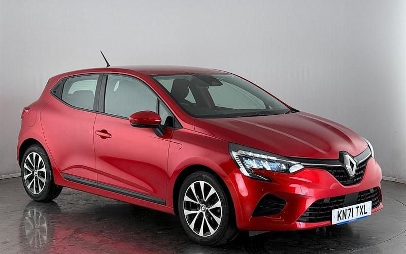 Used 2022 Renault Clio V Iconic Hatchback | £9,950 (Good price) - Image 1/3