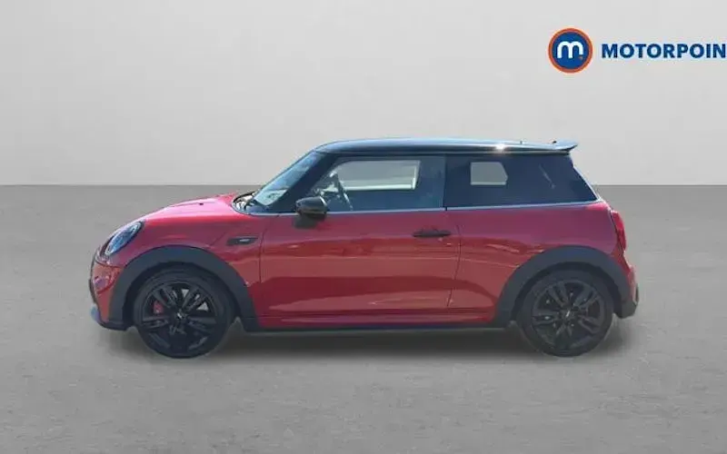 Usado Mini John Cooper Works Hatch 231 CV (169 kW) 2021 Rojo Utilitario