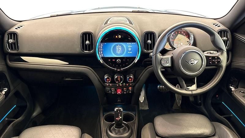 Used Mini Cooper Countryman Sport 134 HP (98 kW) 2023 Green SUV