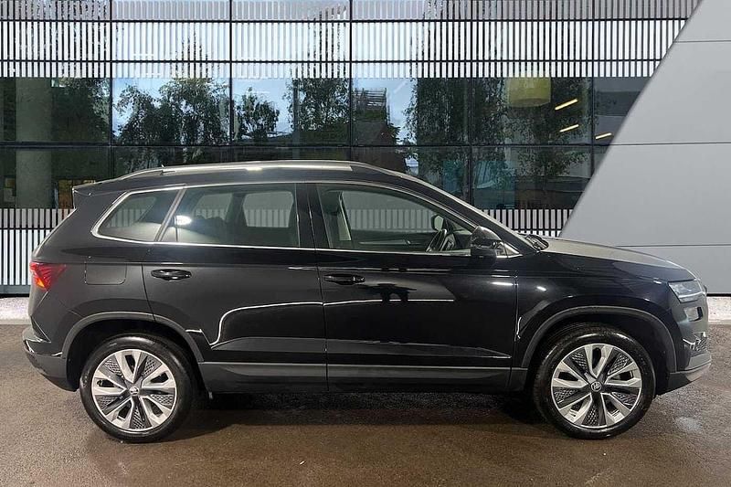 Second-hand Skoda Karoq SE L 85 CP (62 kW) 2024 Negru SUV