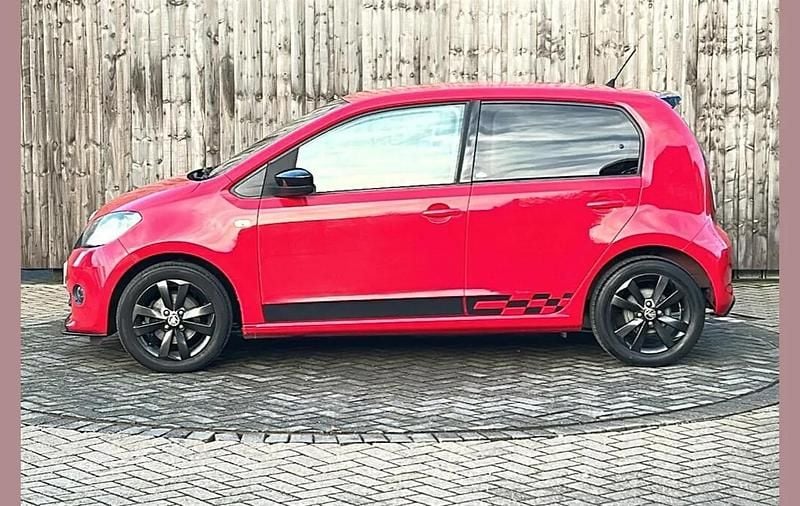 Used Skoda Citigo Monte Carlo 60 HP (44 kW) 2016 Red Hatchback