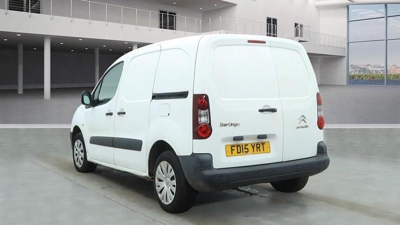 Used Citroën Berlingo 75 HP (55 kW) 2015 White MPV