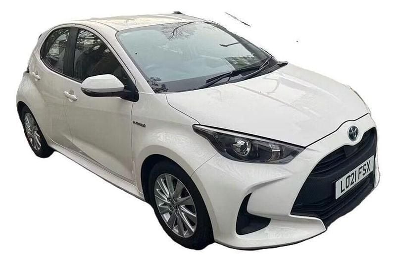 Used Toyota Yaris Hybrid 116 HP (85 kW) 2021 White Hatchback