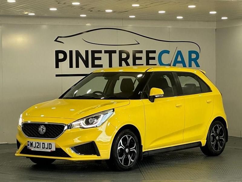Used MG MG3 Exclusive 106 HP (77 kW) 2021 Yellow Hatchback