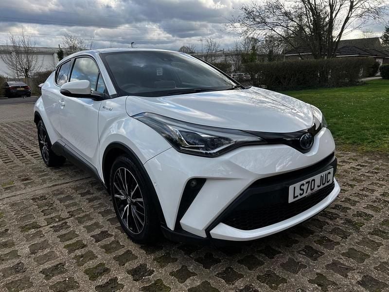 Used Toyota C-HR 122 HP (89 kW) 2020 White SUV