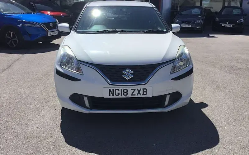 Used Suzuki Baleno SZ3 90 HP (66 kW) 2018 White Hatchback