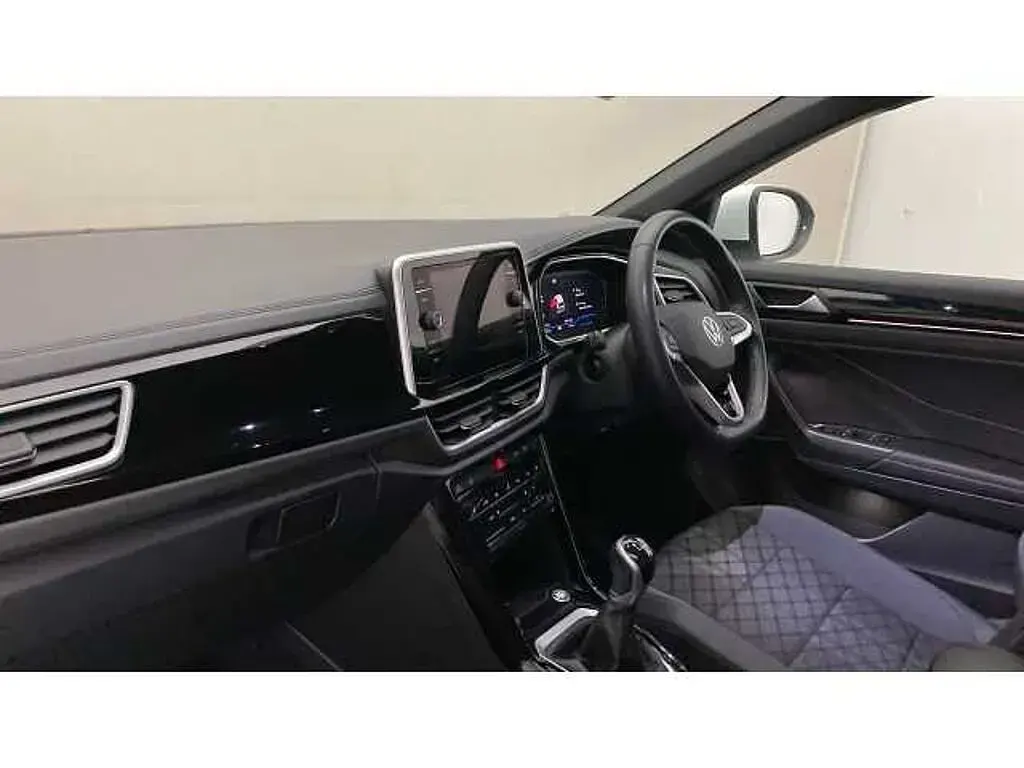 Używany VW T-Roc R-line 150 KM (110 kW) 2024 SUV