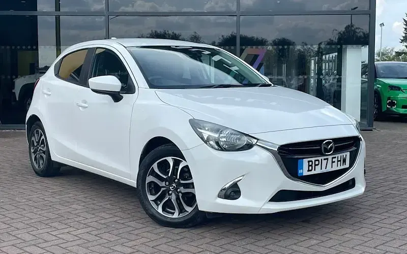 Usado Mazda 2 Inclusive 90 HP (66 kW) 2017 Citadino