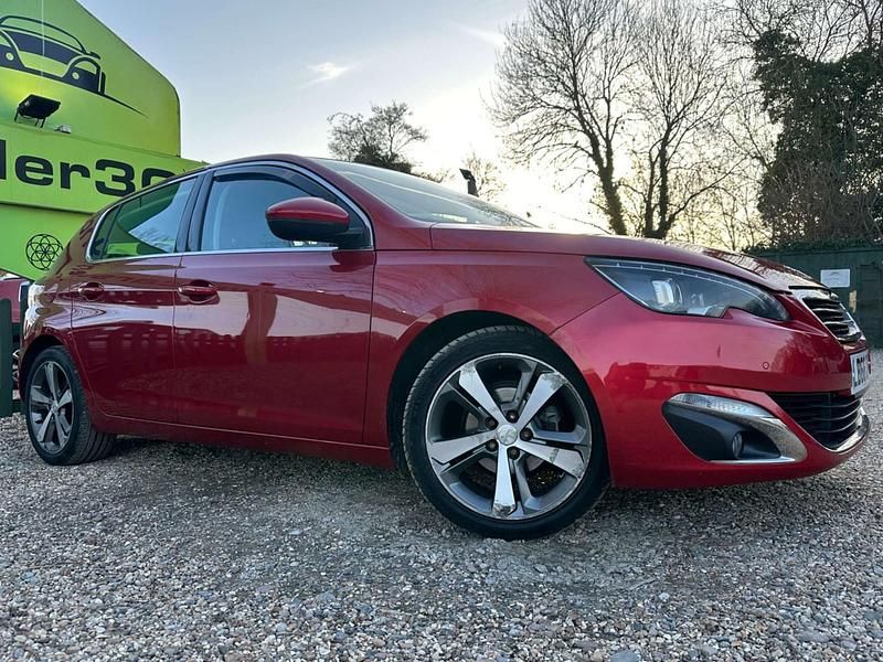 Used Peugeot 308 Allure 2016 Red Hatchback