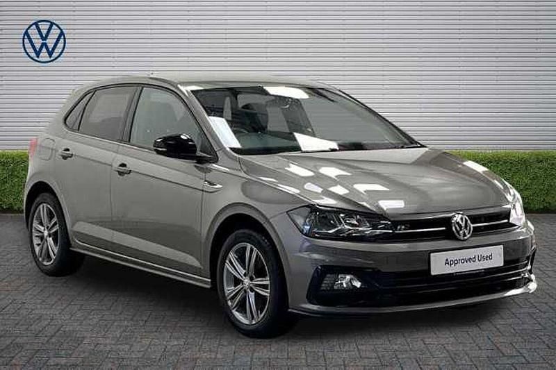 Used VW Polo R-line 115 HP (84 kW) 2019 Limestone grey Hatchback