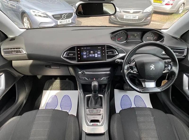 Used Peugeot 308 Allure 2015 Grey Hatchback