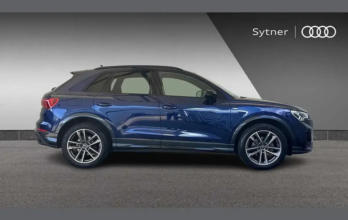Used Audi Q3 Black Edition 150 HP (110 kW) 2023 Blue SUV