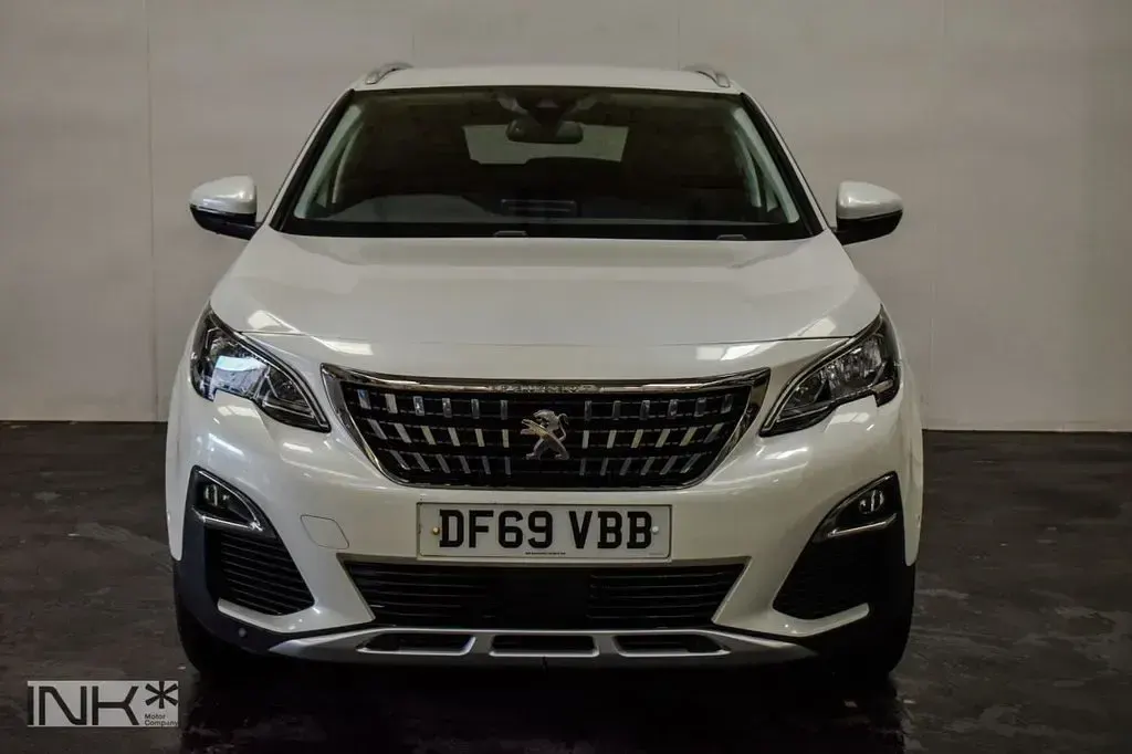 Used Peugeot 3008 Allure 130 HP (95 kW) 2020 White SUV