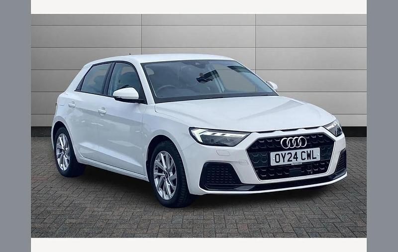Used Audi A1 Sport 110 HP (80 kW) 2024 White SUV