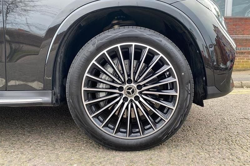 Used Mercedes GLC300e AMG line 313 HP (230 kW) 2026 Obsidian black Estate