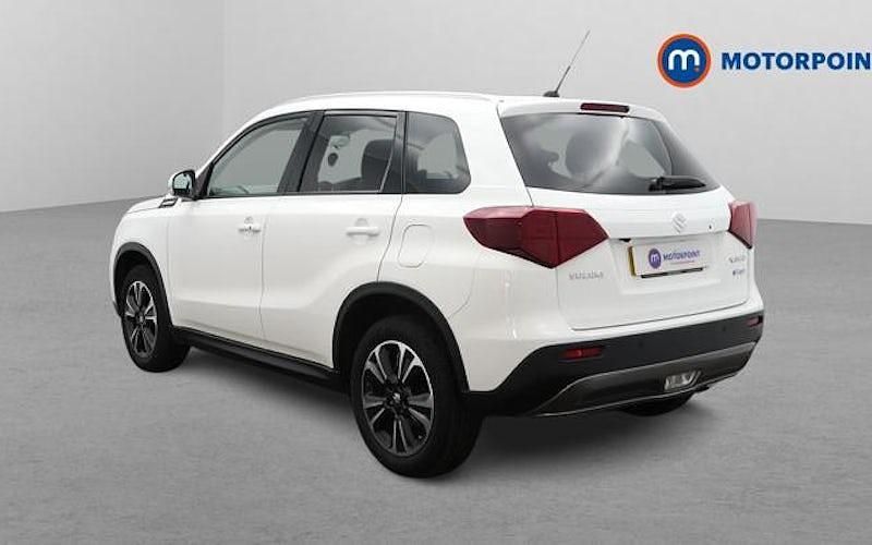 Used Suzuki Vitara SZ5 129 HP (94 kW) 2023 White Estate