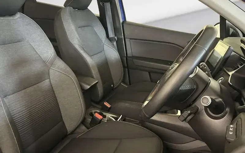 Used Renault Captur Play 101 HP (74 kW) 2020 Blue SUV