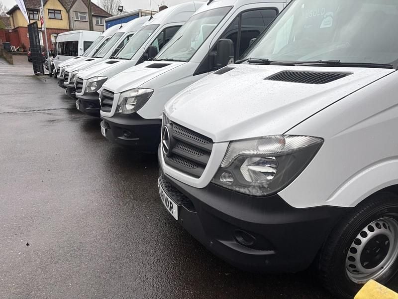 Used Mercedes Sprinter 138 HP (101 kW) 2019 White Van