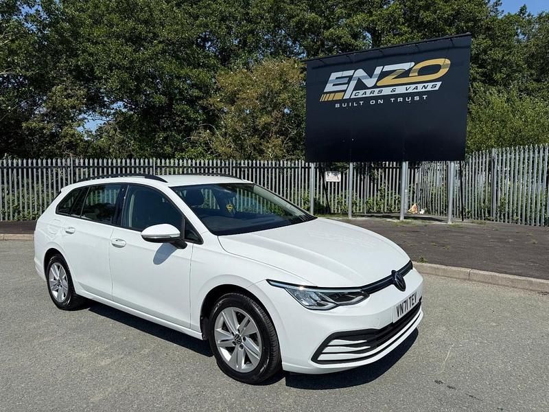 White Used 2021 VW Golf VIII Life Estate | £10,495 (Fair price) - Image 1/4