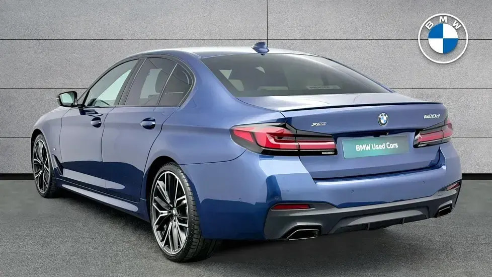 Used BMW 520 M Sport 187 HP (137 kW) 2021 Blue Sedan