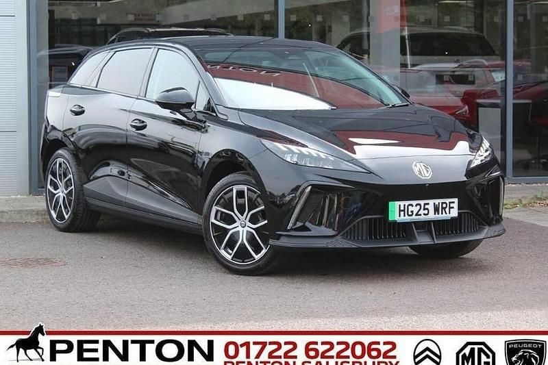 Used 2025 MG MG4 EV Trophy Hatchback | £21,490 - Image 1/1