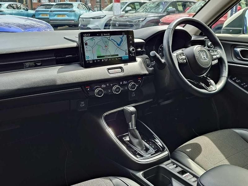 Used Honda HR-V Advance 131 HP (96 kW) 2022 White SUV
