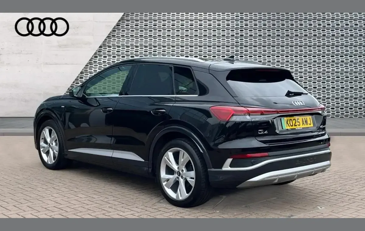 Used Audi Q4 e-tron S-Line 150 kW (204 HP) 2025 Black SUV