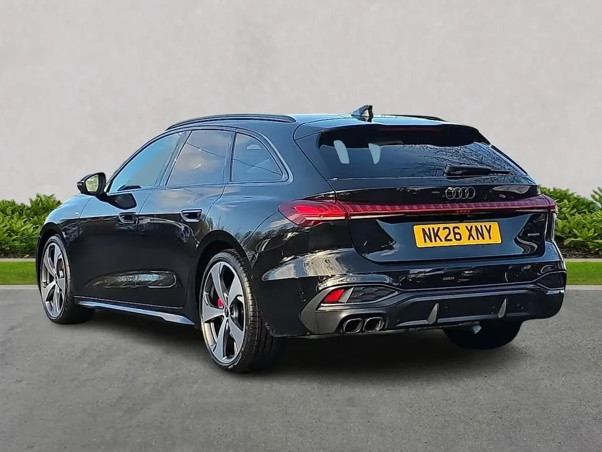 Used Audi A5 Comfort 204 HP (150 kW) 2026 Black Estate