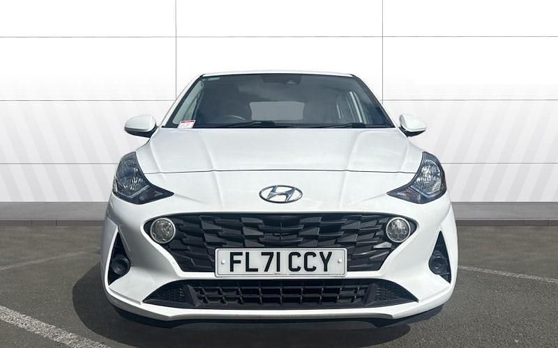 Used Hyundai i10 SE 67 HP (49 kW) 2023 Hatchback