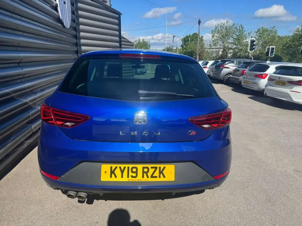 Second-hand Seat Leon FR 150 CP (110 kW) 2019 Albastru Hatchback