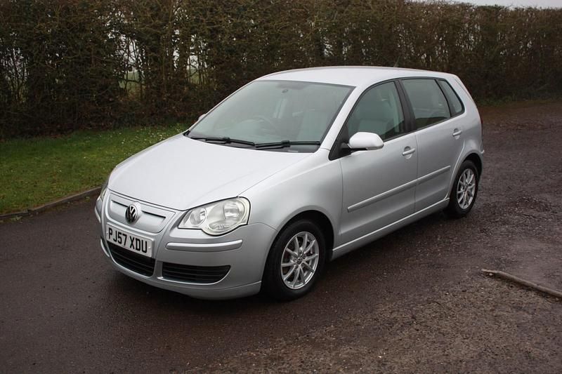 Silver Used 2007 VW Polo Hatchback | £2,995 (Fair price) - Image 1/4