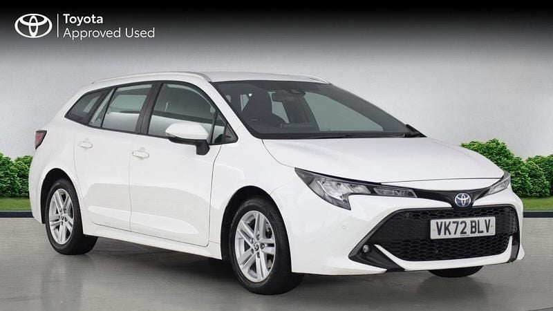 Pure white Used 2022 Toyota Corolla Sport Estate | £16,475 - Image 1/4