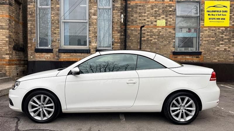 Used VW Eos SE 2011 White Cabriolet