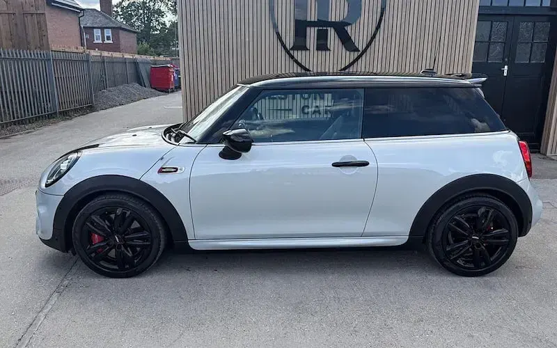 Used Mini John Cooper Works Hatch 231 HP (169 kW) 2021 Hatchback