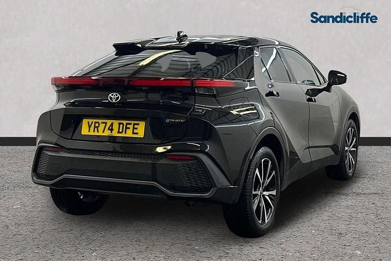 Used Toyota C-HR Design 223 HP (164 kW) 2024 Black SUV