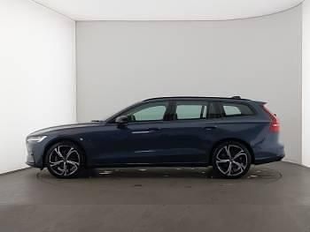 Used Volvo V60 Plus 197 HP (144 kW) 2025 Blue Estate