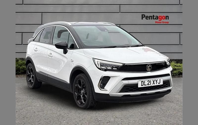 White Used 2021 Vauxhall Crossland SRi SUV | £10,950 (Fair price) - Image 1/4