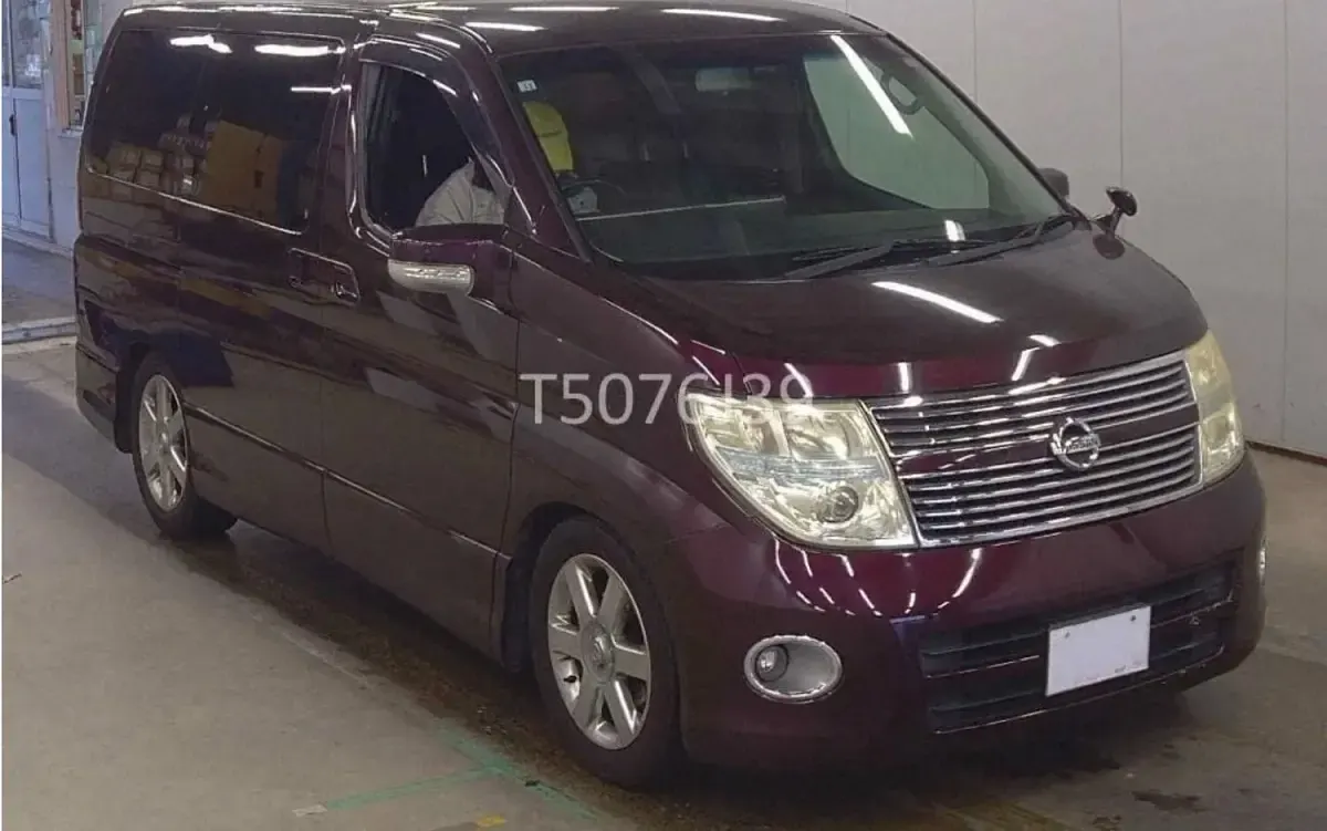 Used Nissan Elgrand 2009 Purple MPV
