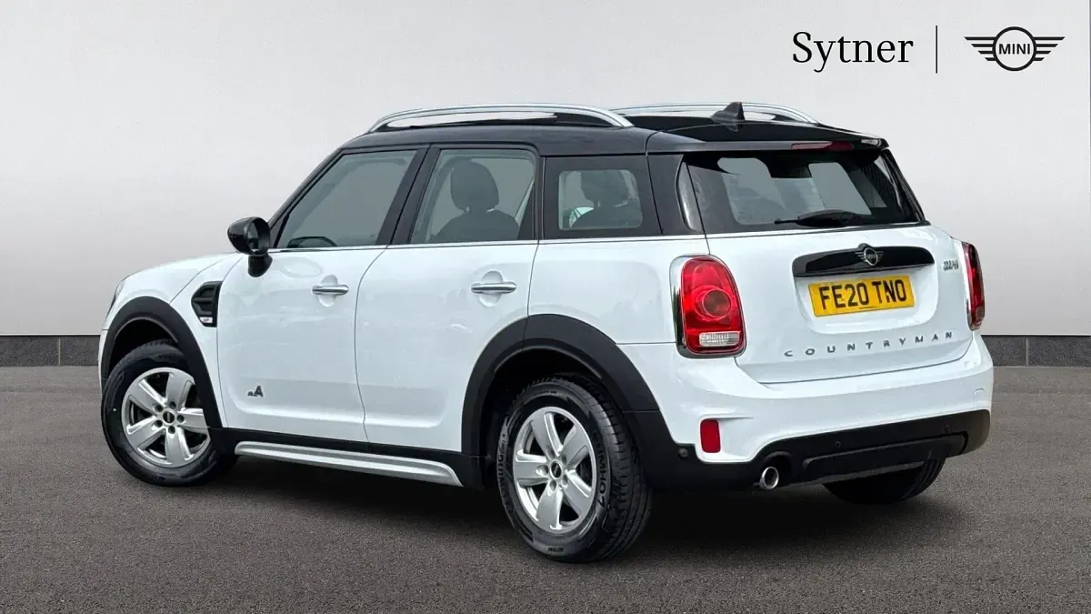 Used Mini Cooper Countryman Classic 134 HP (98 kW) 2020 White SUV