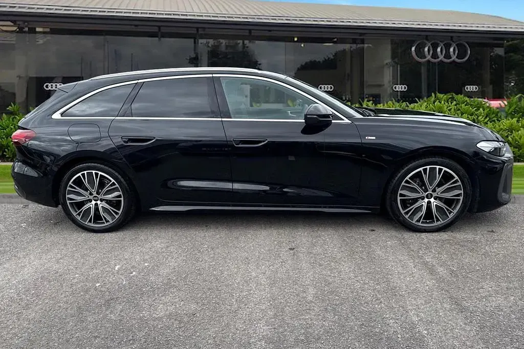 Used Audi A5 S-Line 150 HP (110 kW) 2025 Black Estate