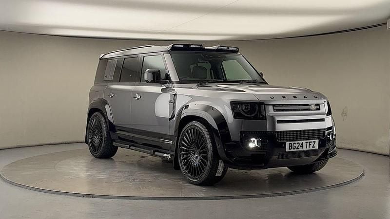 Eiger grey Used 2024 Land Rover Defender HSE Dynamic SUV | £79,000 - Image 1/4