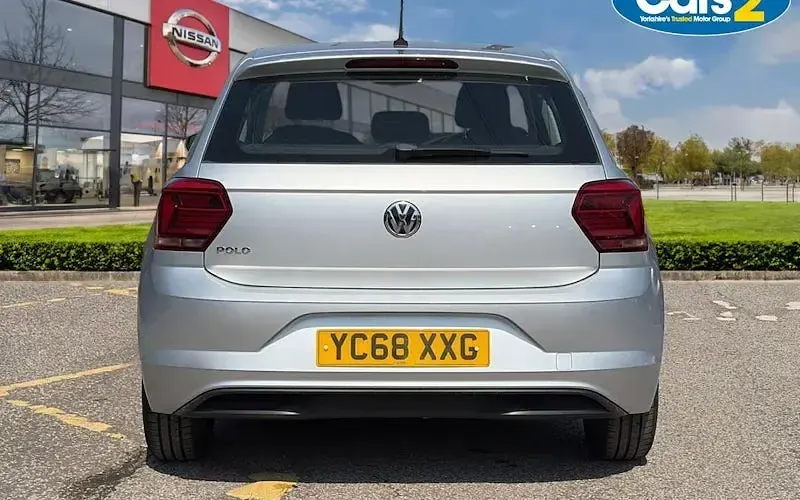 Used VW Polo SE 75 HP (55 kW) 2018 Silver Hatchback