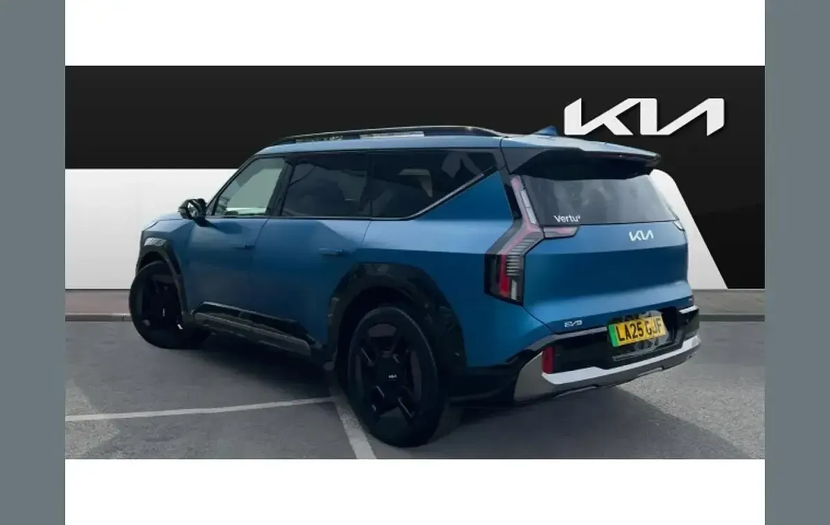 Used Kia EV9 GT-Line S 281 kW (383 HP) 2025 Blue SUV