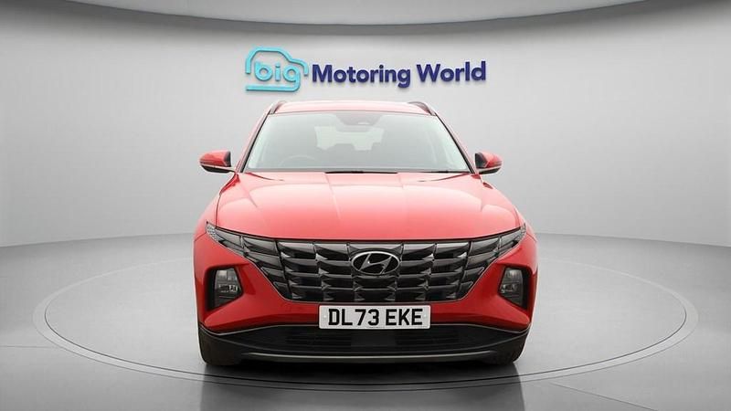 Used Hyundai Tucson Premium 230 HP (169 kW) 2023 Red SUV