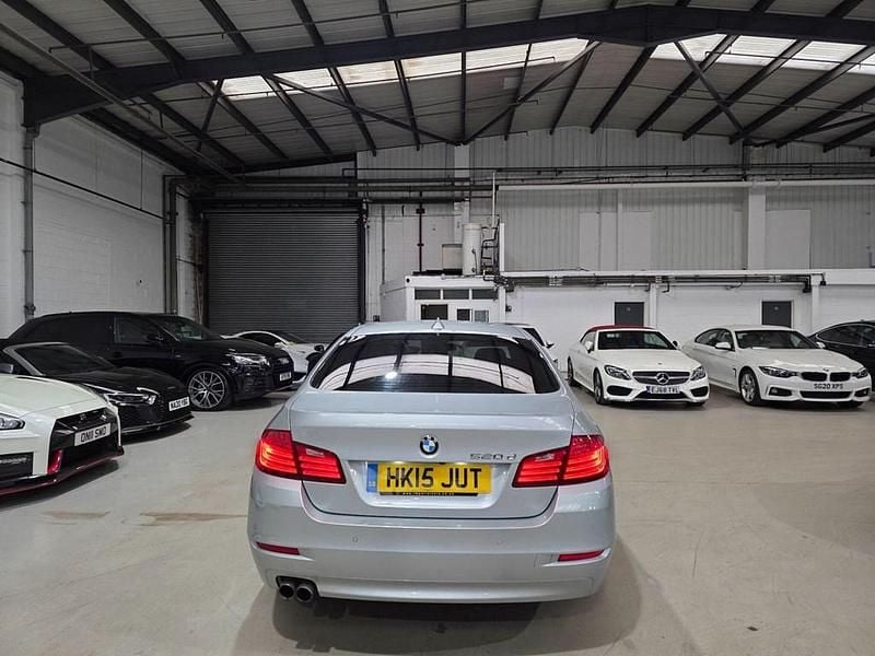 Gebraucht BMW 520 Comfort Edition 2015 Silber Limousine