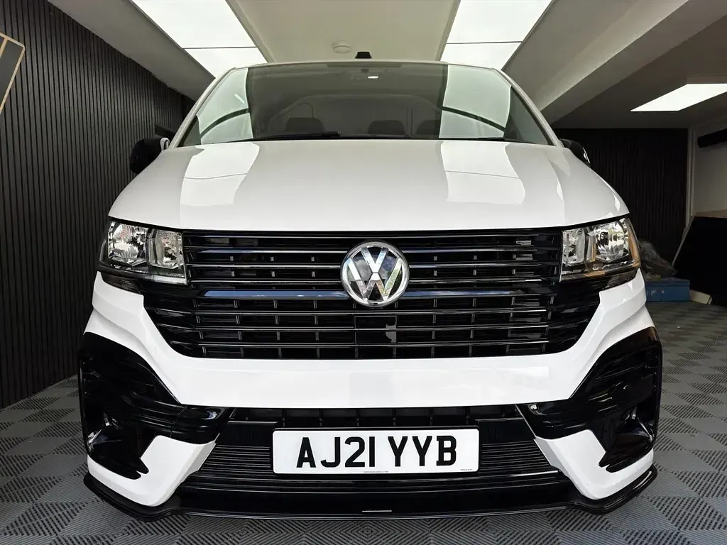 Used VW Transporter Startline 180 HP (132 kW) 2021 Candy white Van