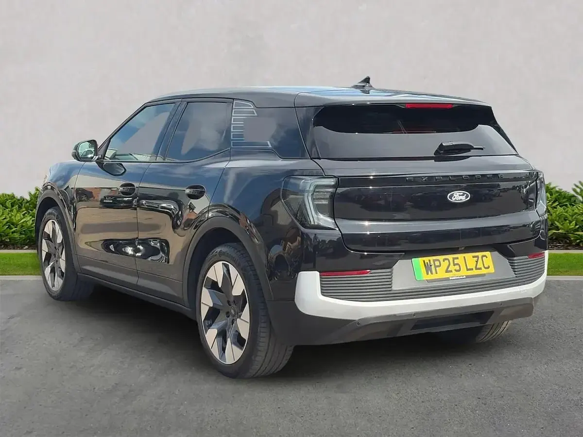 Used Ford Explorer Extended Range 210 kW (286 HP) 2025 Black SUV